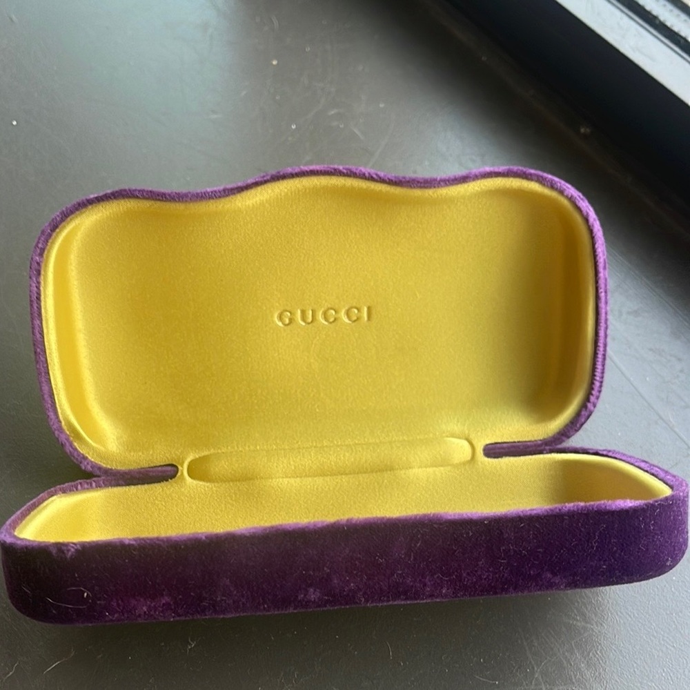 Gucci sunglass case with bag